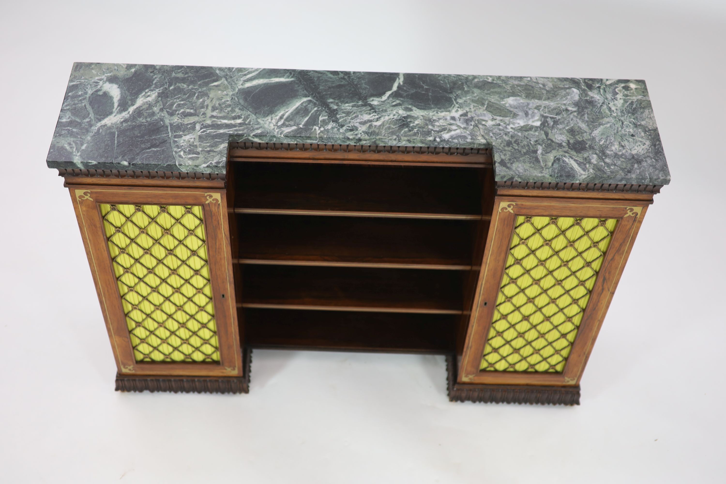 A small George IV brass inset rosewood drawf bookcase, W.114cm D.27cm H.81cm